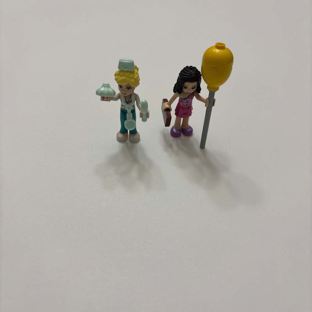 Lego - Picture 4 of 6